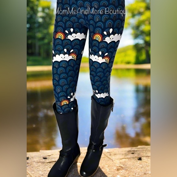 Plus NEW Womens Happy Clouds Rainbow Leggings - Picture 6 of 8